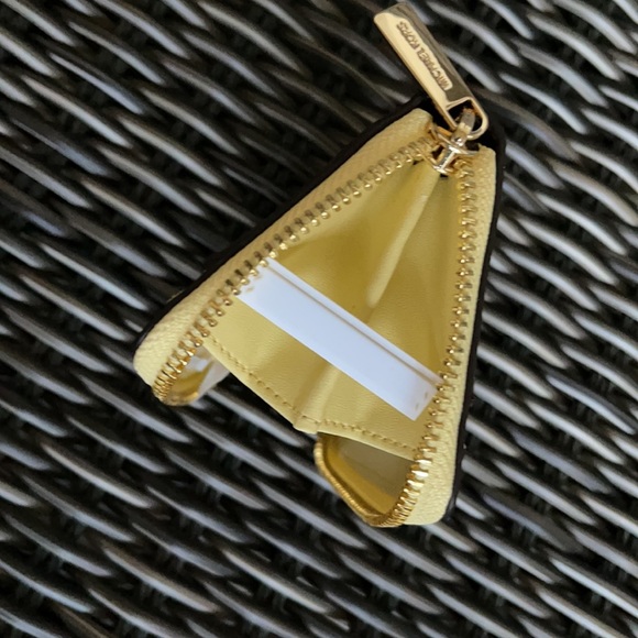Michael Kors Medium Zip Around Card Case - Picture 9 of 16